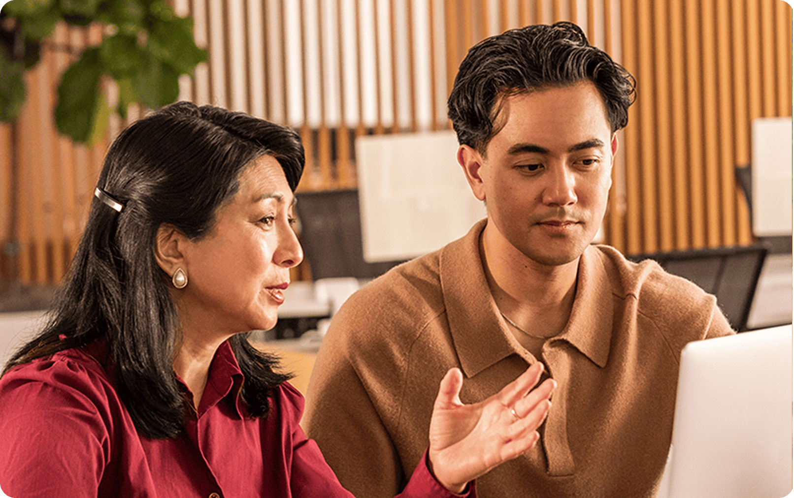 Client-side project sponsors align hiring speed with milestones and team growth